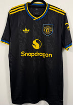 Manchester United 3.Trikot 2025/26 Mbeumo #19 - 9/10 - Größe L