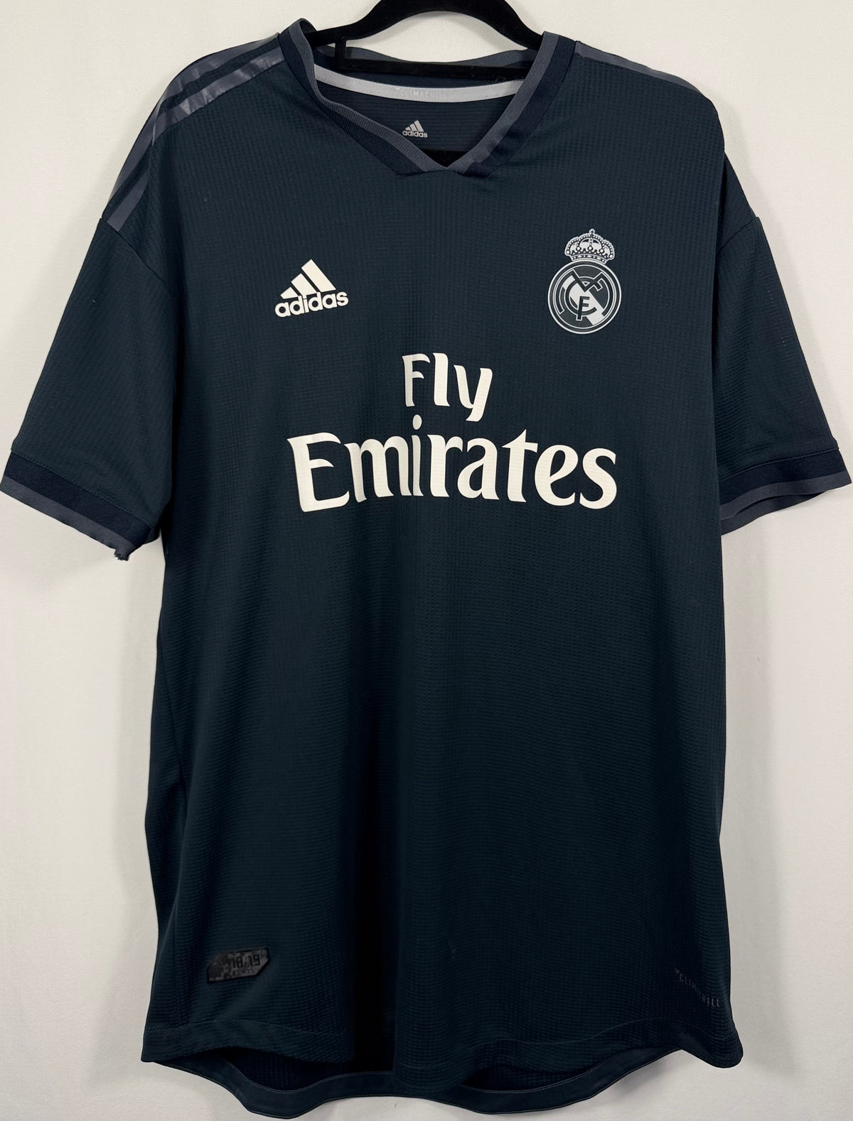 Real Madrid Auswärtstrikot 2018/19 - 8/10 - Größe L