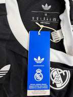 Real Madrid Torwartausweichtrikot 2025/26 - 10/10 - Größe M