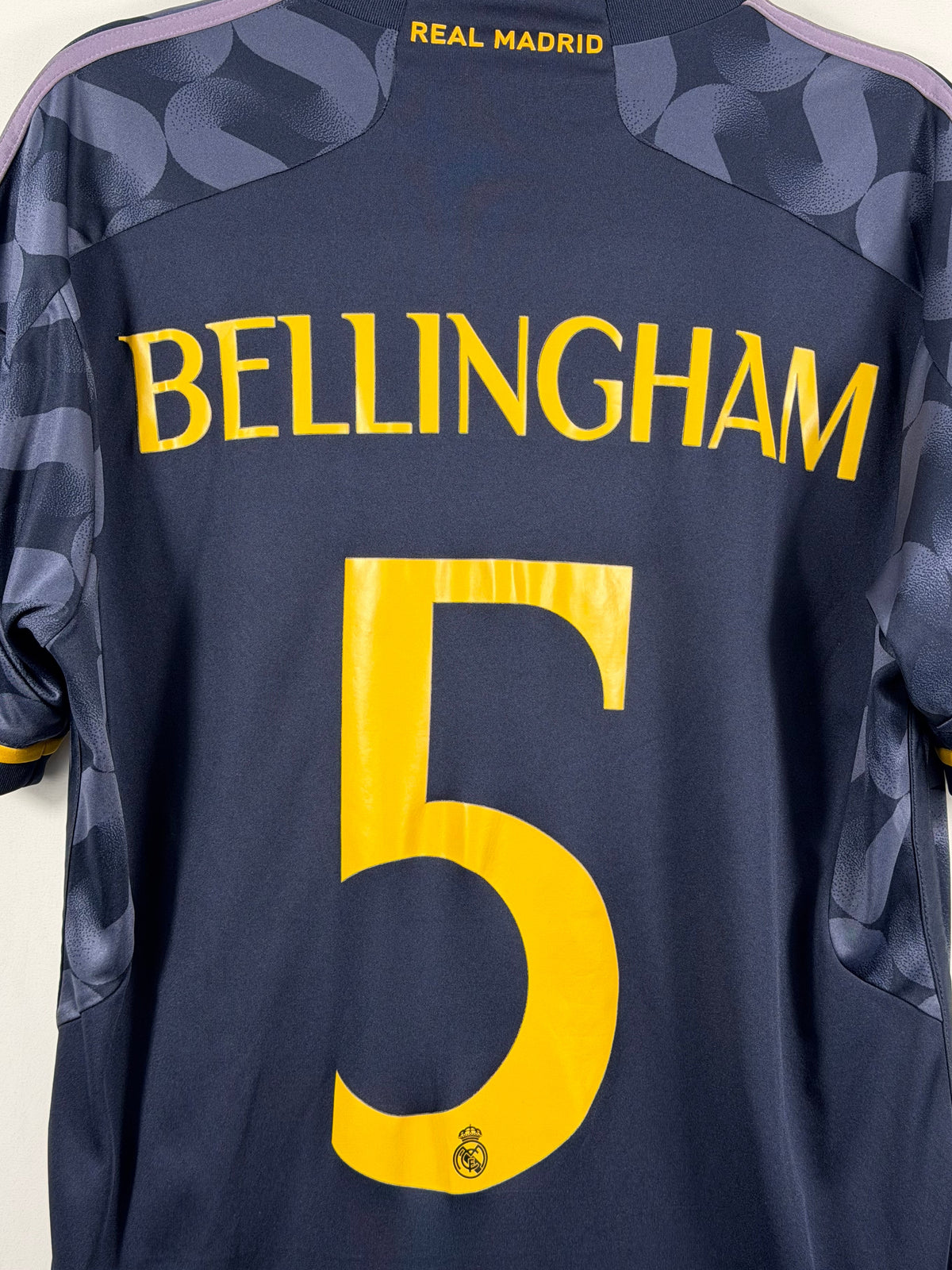 Real Madrid Auswärtstrikot 2023/24 Bellingham #5 - 9/10 - Größe M