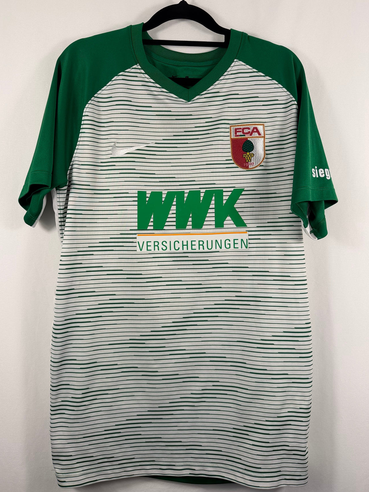 FC Augsburg Auswärtstrikot 2018/19 - 9/10 - Größe L