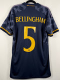 Real Madrid Auswärtstrikot 2023/24 Bellingham #5 - 9/10 - Größe M