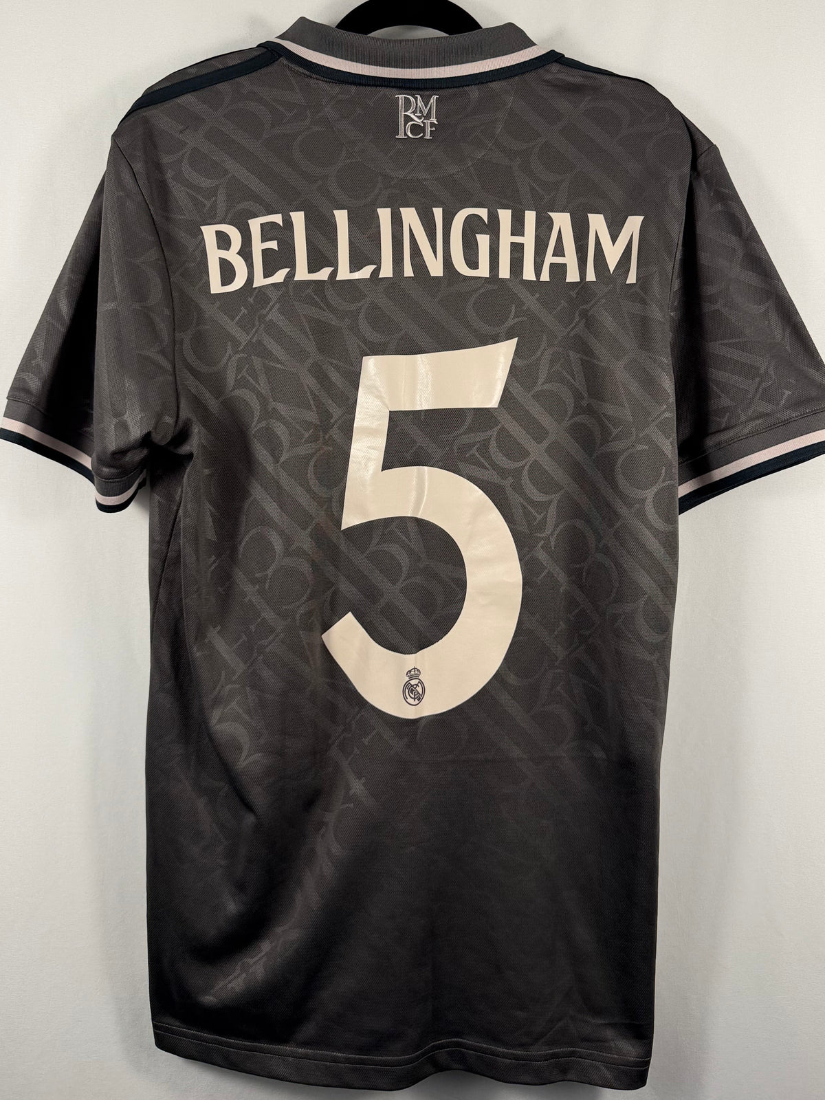 Real Madrid 3. Trikot 2024/25 Bellingham #5 - 9/10 - Größe M
