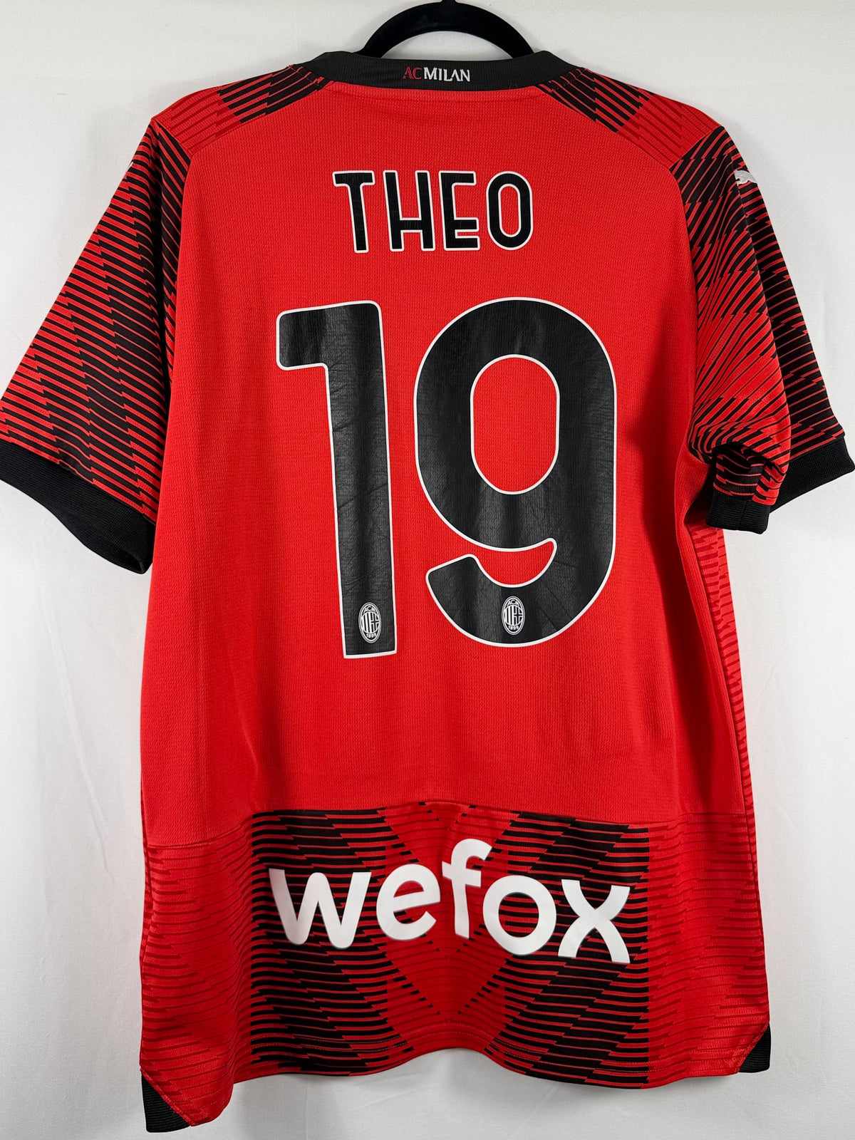 AC Mailand Heimtrikot 2023/24 Theo #19 - 8/10 - Größe M