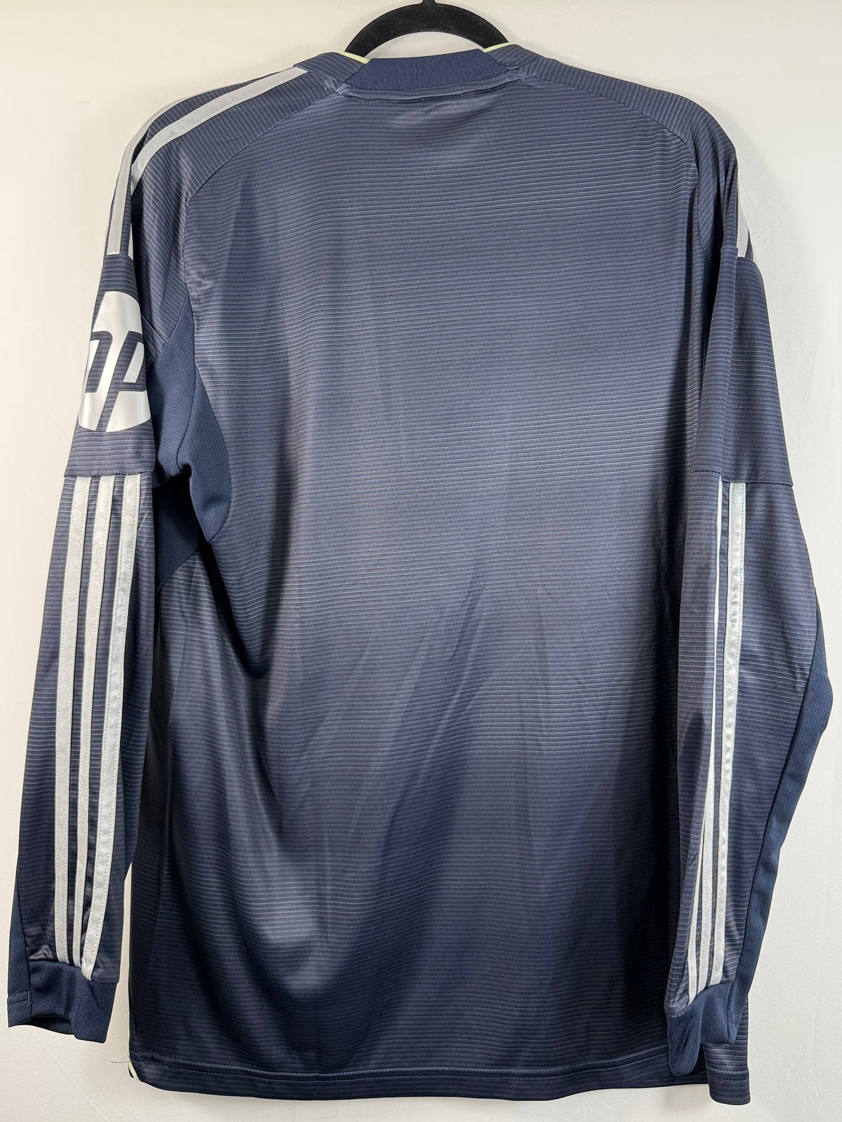 Real Madrid Auswärtstrikot 2025/26 - 10/10 - Größe M