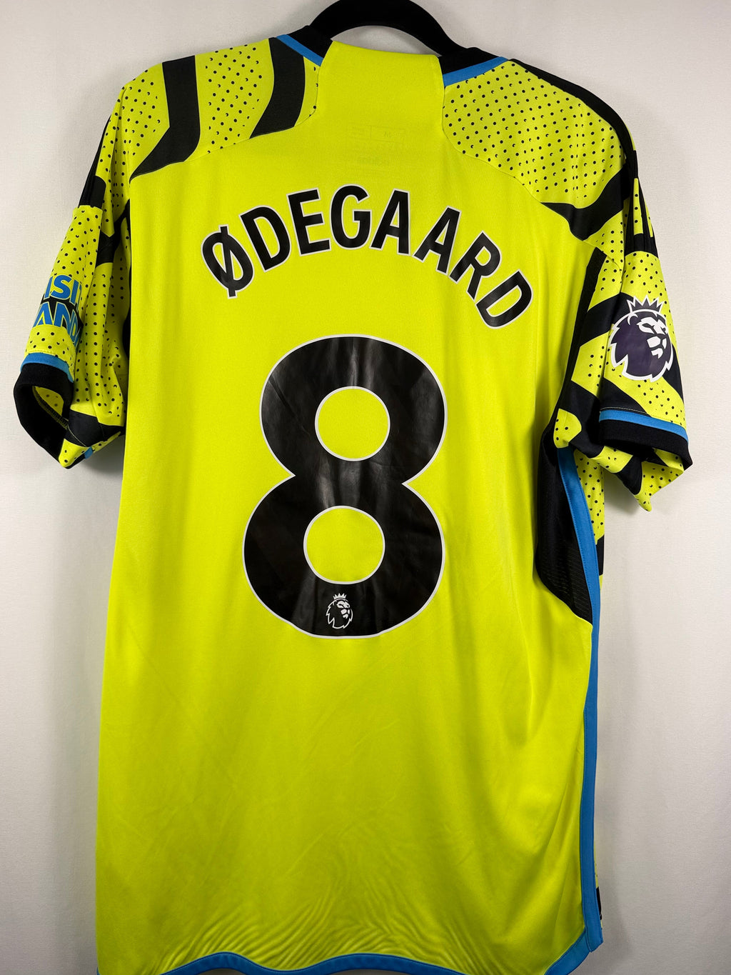 Arsenal Auswärtstrikot 2023/24 Ödegaard #8 - 8,5/10 - Größe M