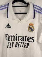 Real Madrid Heimtrikot 2022/23 - 9/10 - Größe M