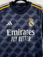 Real Madrid Auswärtstrikot 2023/24 Bellingham #5 - 9/10 - Größe M