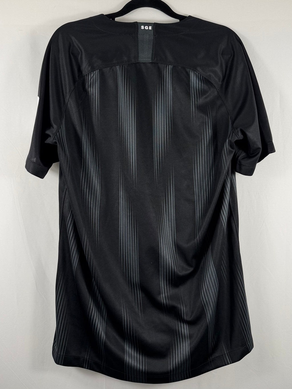 Eintracht Frankfurt Heimtrikot 2018/19 - 9/10 - Größe M