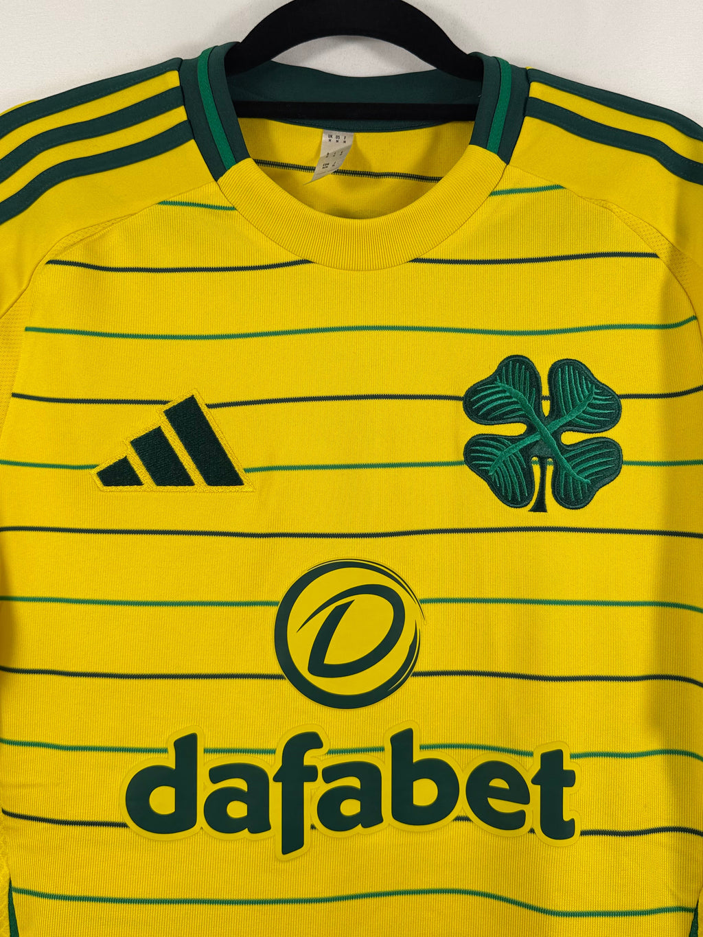 Celtic Glasgow Auswärtstrikot 2024/25 - 9/10 - Größe M