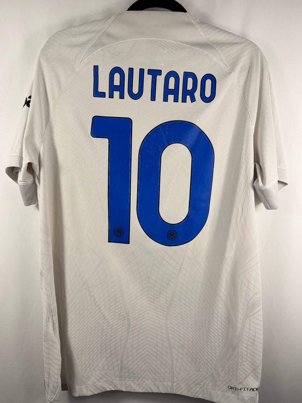 Inter Mailand Auswärtstrikot 2023/24 Spielerversion Lautaro #10 - 7/10 - Größe L