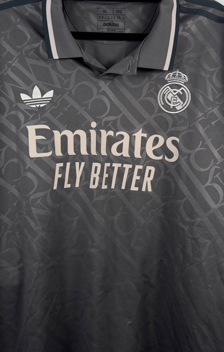 Real Madrid 3.Trikot 2024/25 Mbappe - 9/10 - Größe XL