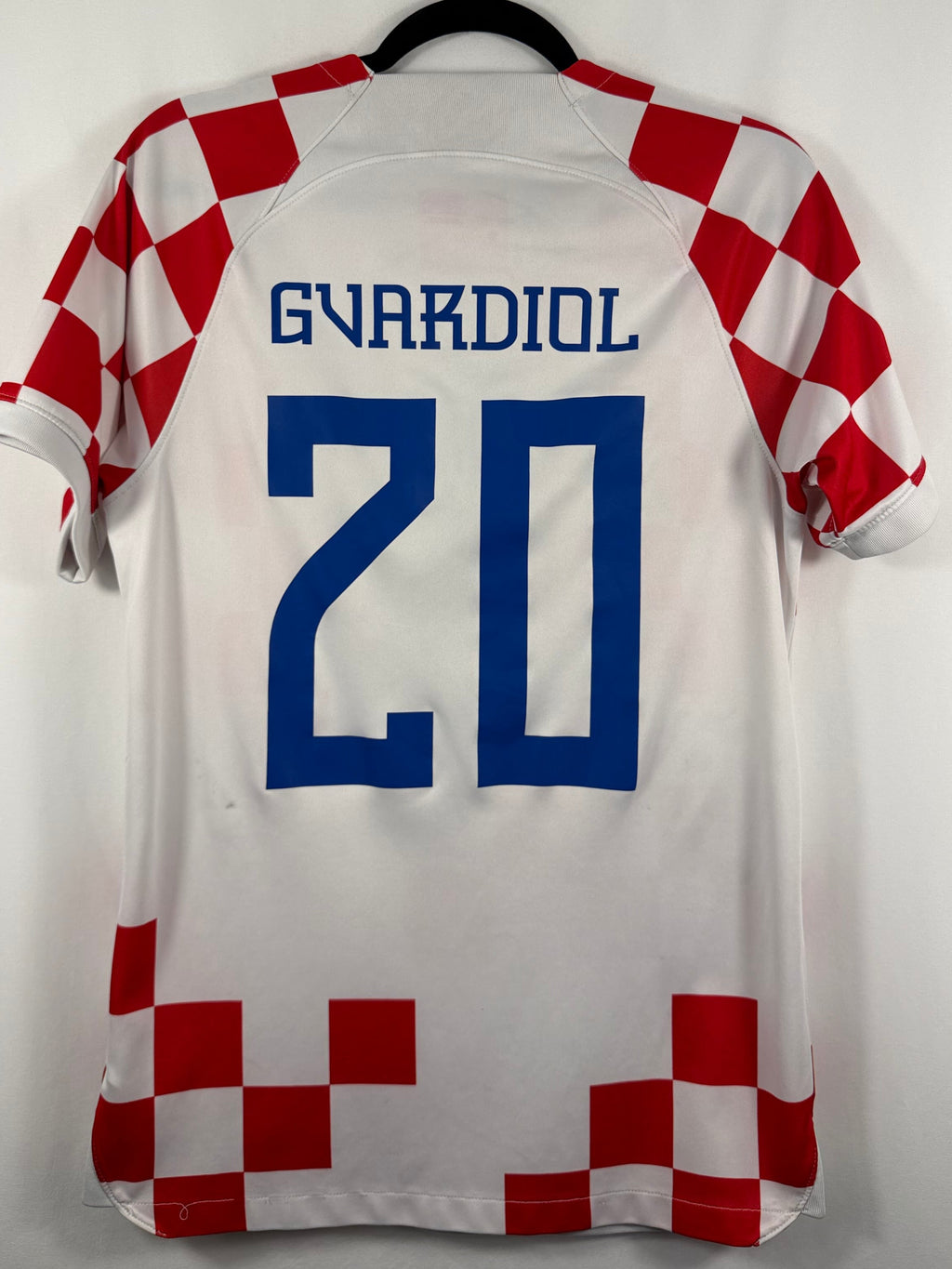 Kroatien Heimtrikot 2022/23 Gvardiol #20 - 5/10 - Größe S